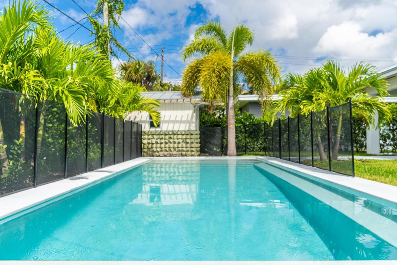 Luxury House 4 Beds Heated Pool W Jaccuzzi Apartment North Bay Village Bagian luar foto